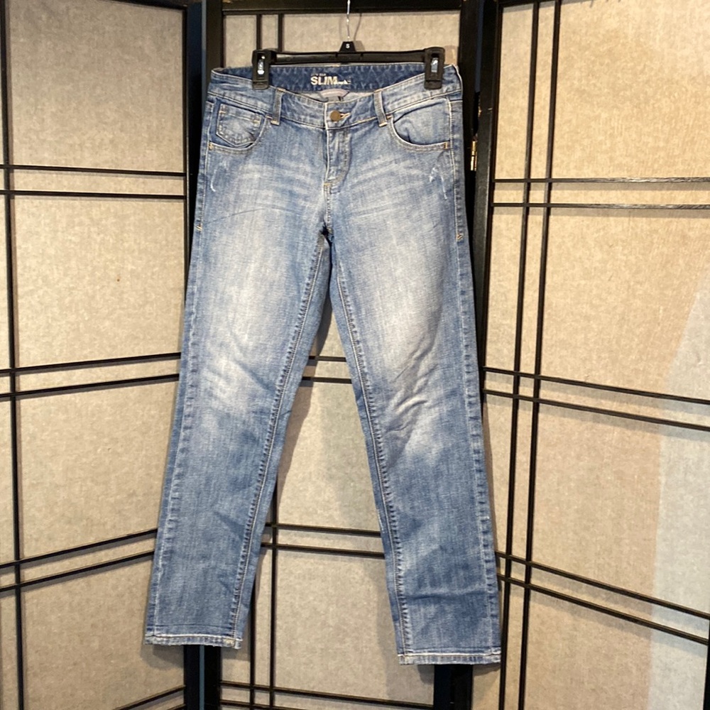 NY & Co low rise slim slouch jeans size 4